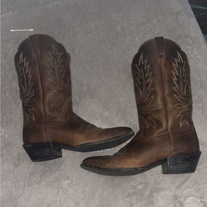 Ariat cowgirl boots size 11 wide calf